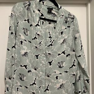 Women’s long sleeve blouse